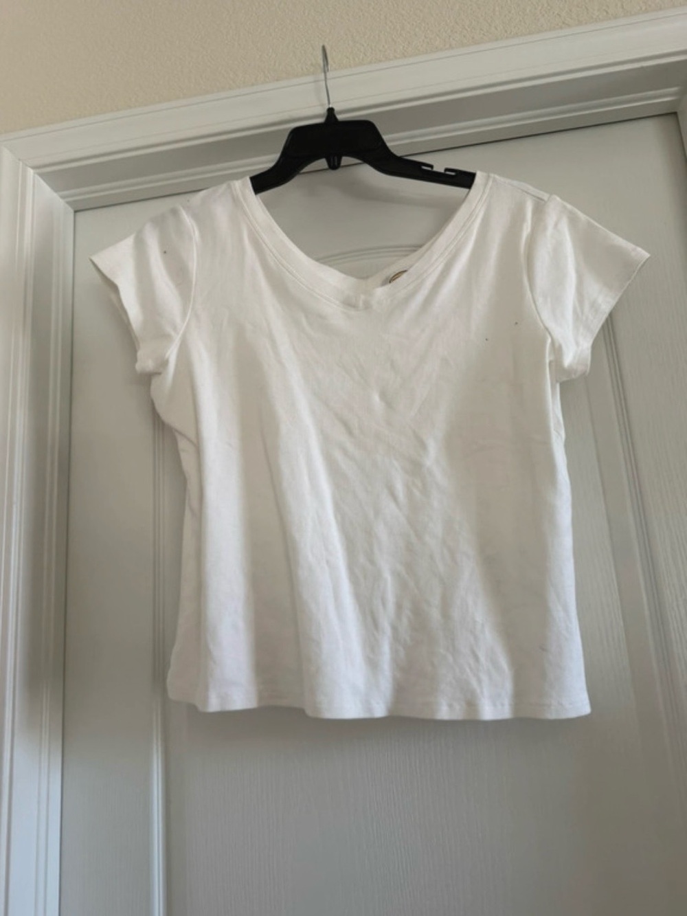 Talbots White V-Neck Short Sleeve Tee